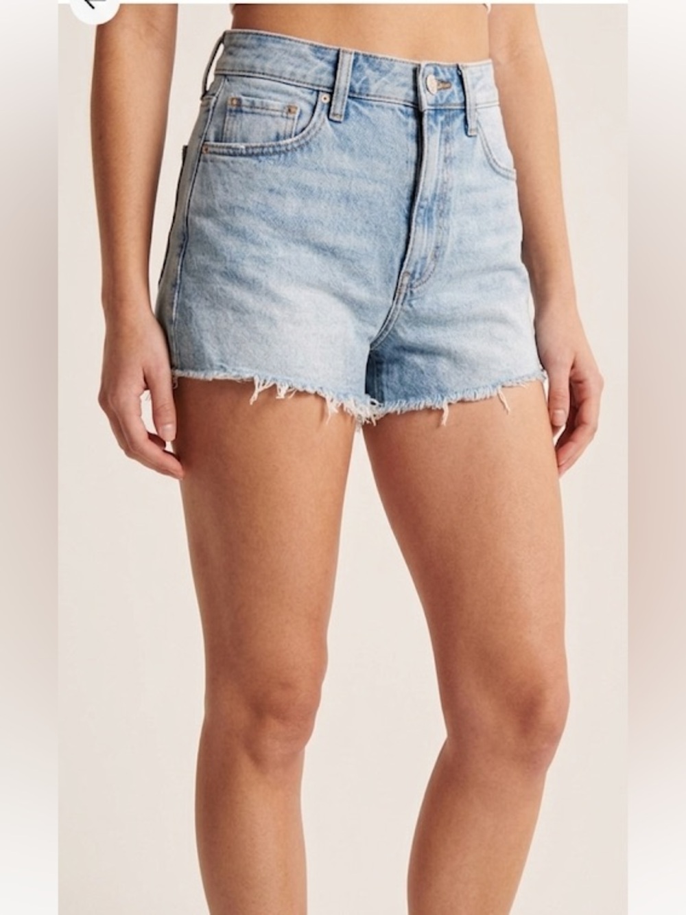 Aéropostale High-Waisted Denim Mom Shorts‎ - Light Wash (Size 00)